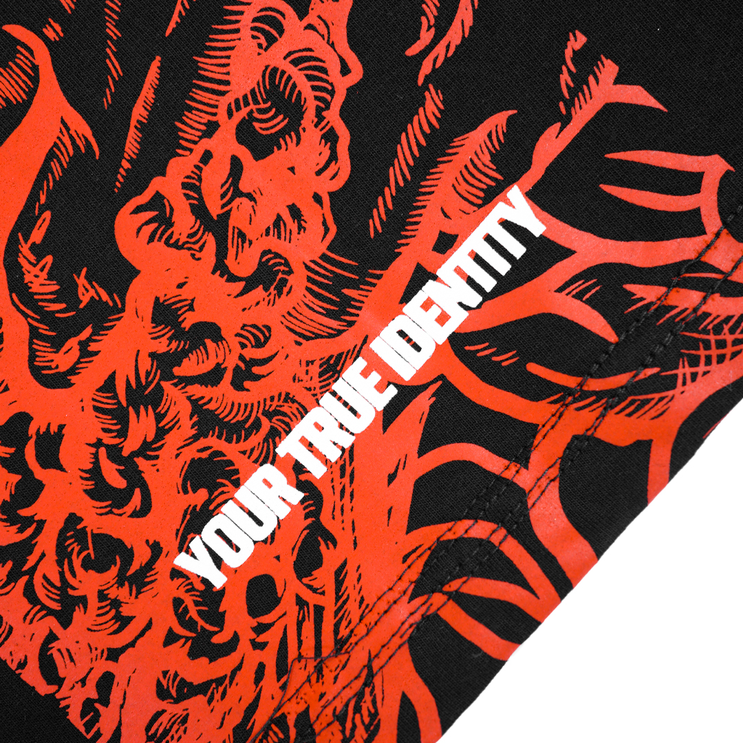 Crimson Hand Oversize Black - Image 5